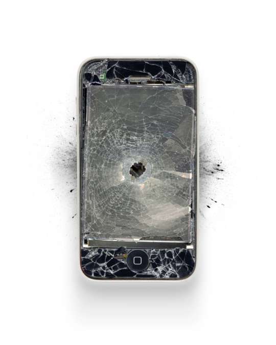 iphonedestroyedwithbull.jpg